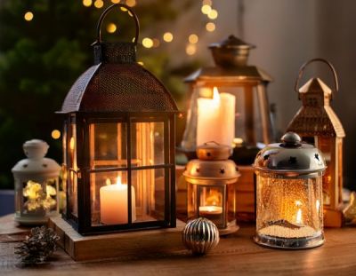 Windlichter in verschiedenen Größen und Ausführungen